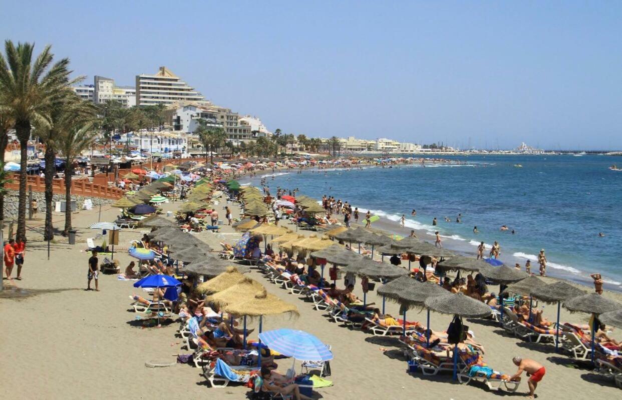 Apartamento Marina Beach Benalmadena Bagian luar foto